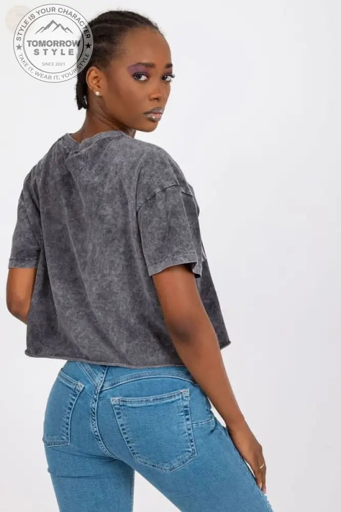 Modisches Damen T-Shirt mit kurzen Ärmeln – ein Must - Have! - Tomorrow Style