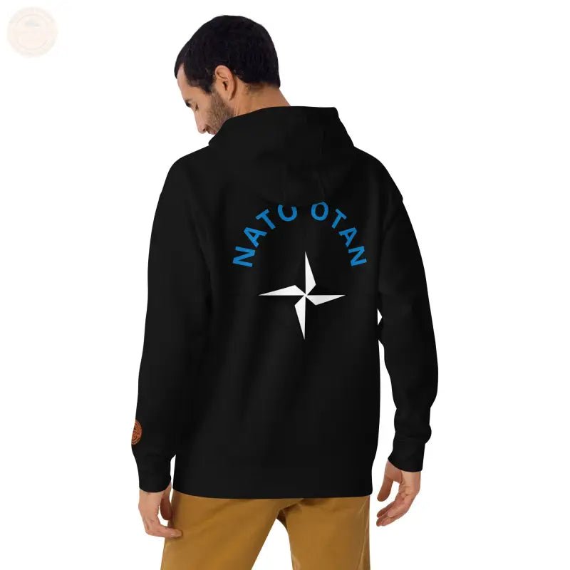 NATO Badge Bund Premium Hoodie: Gemütliche und stylische Streetwear - Tomorrow Style