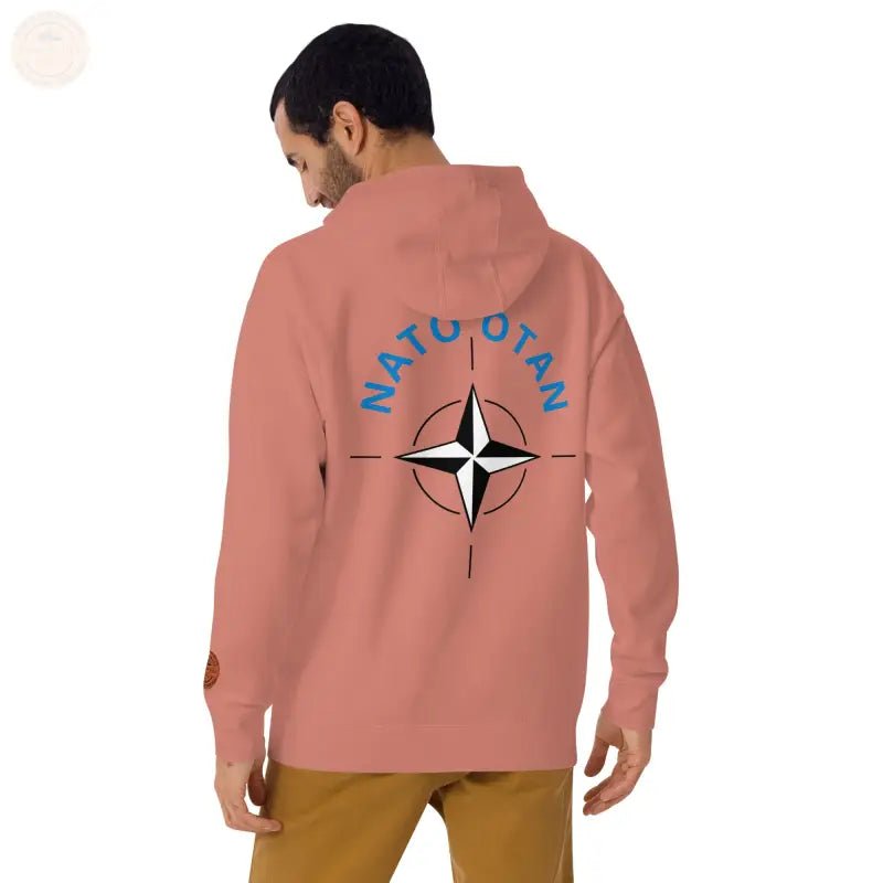 NATO Badge Bund Premium Hoodie: Gemütliche und stylische Streetwear - Tomorrow Style