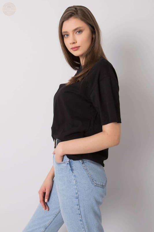 Parisian Chain Detail Tee – Damen - T-Shirt - Modell - Tomorrow Style