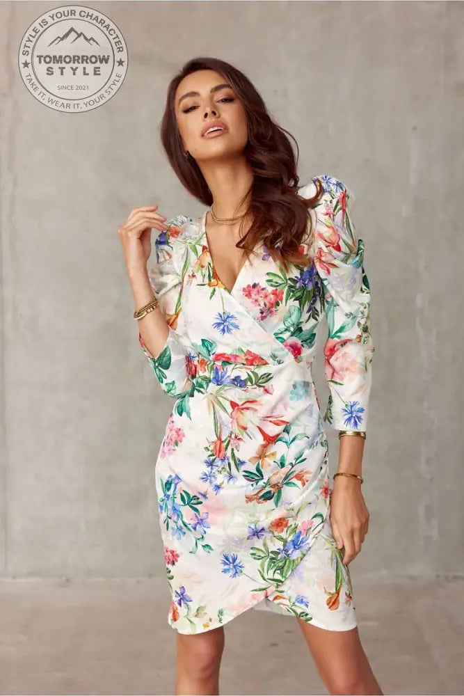 Puffärmchen-Kleid: Stilvoll & Figurbetont!