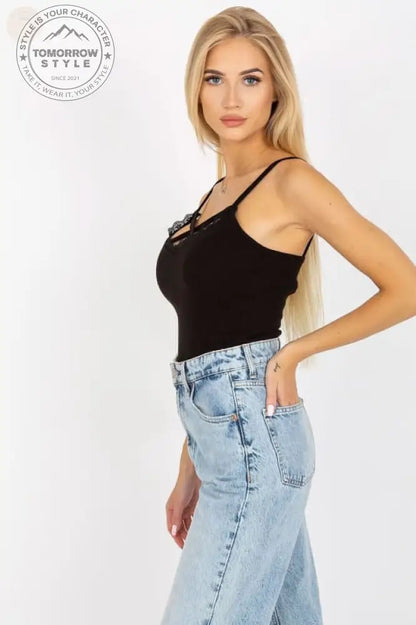 Schickes, geripptes Oberteil mit Spitzenbesatz! - Tomorrow Style