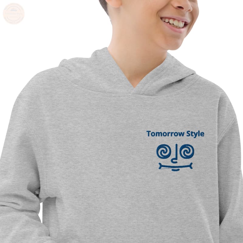 Stärken Sie sich mit unserem Vlies - Hoodie mit Stickerei! - Tomorrow Style