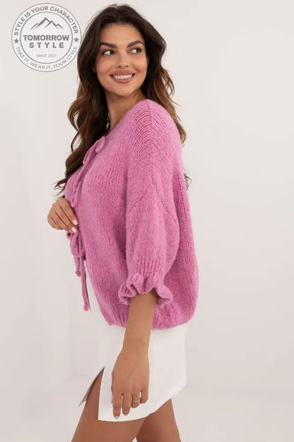 Strickjacken und der klassische 3/4 - Ärmelpullover mit Twist. - Tomorrow Style