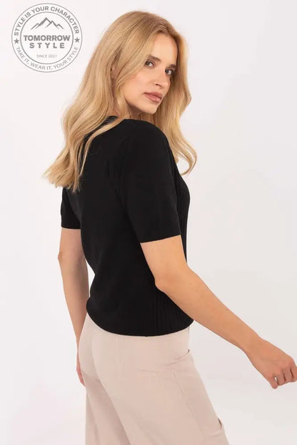 Stylisher Kurzarm - Damenpullover mit V - Ausschnitt und strukturiertem Design - Tomorrow Style