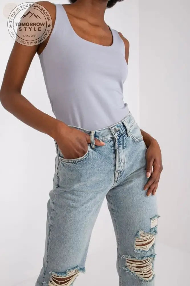 Summer Chic: Trägerloses T-Shirt mit einfachem Schnitt! - Tomorrow Style