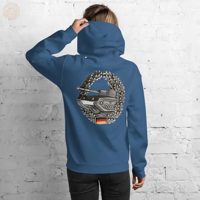 Tank Badge Triumph Hoodie: Bleiben Sie gemütlich mit Stil! - Tomorrow Style