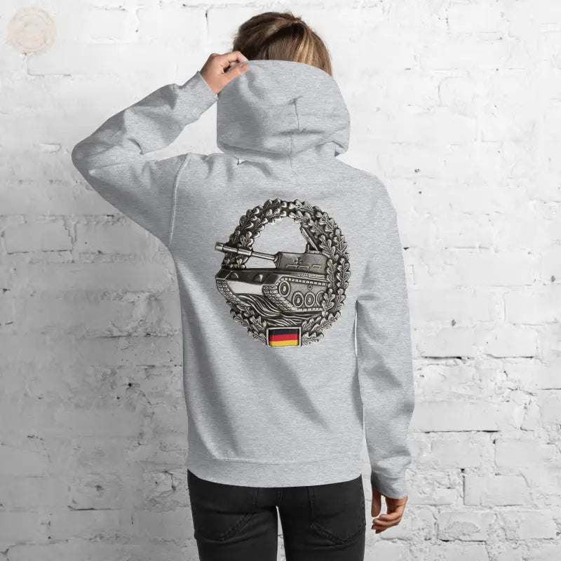 Tank Badge Triumph Hoodie: Bleiben Sie gemütlich mit Stil! - Tomorrow Style