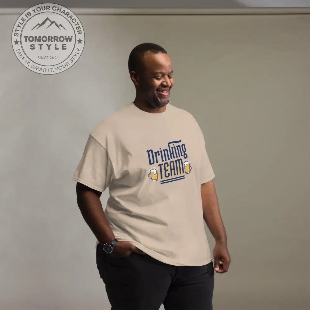 Tomorrow klassische T-Shirt - Tomorrow Style