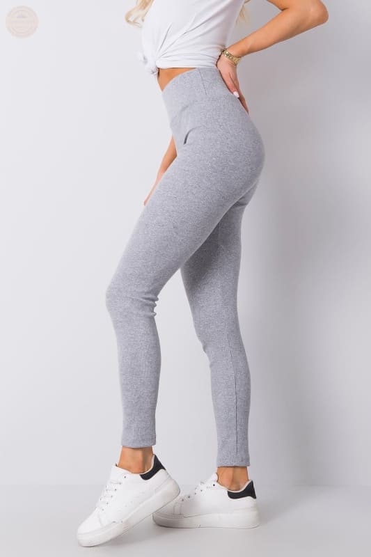 Ultimative gerippte Leggings mit hoher Taille: Breite der - Tomorrow Style