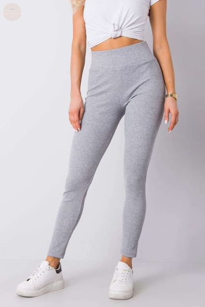 Ultimative gerippte Leggings mit hoher Taille: Breite der - Tomorrow Style