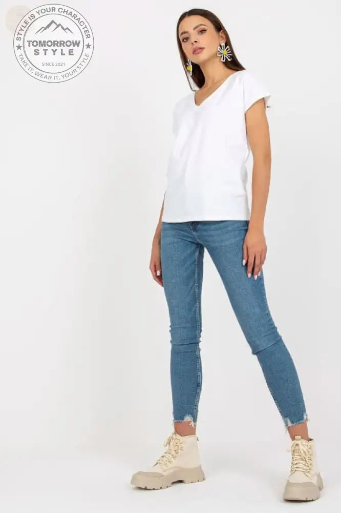 Ultimatives Komfort - Shirt mit V - Ausschnitt – ideal für den Alltag - Tomorrow Style