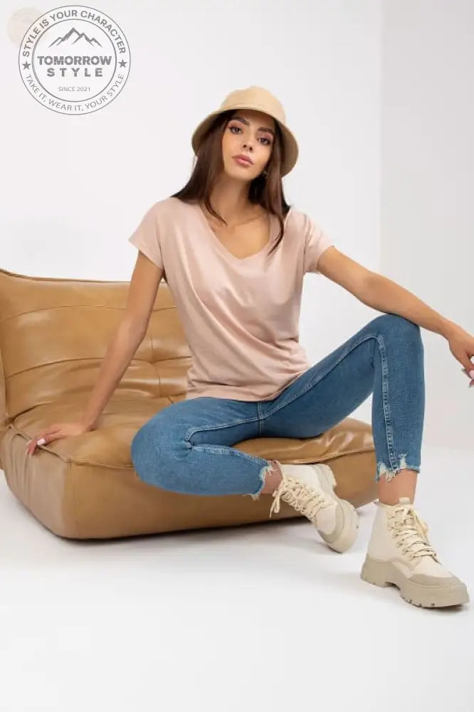 Ultimatives Komfort - Shirt mit V - Ausschnitt – ideal für den Alltag - Tomorrow Style