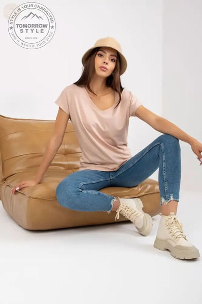 Ultimatives Komfort - Shirt mit V - Ausschnitt – ideal für den Alltag - Tomorrow Style