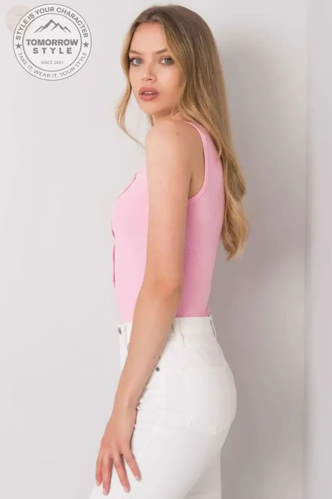 Ungeknöpfte Oberteile: Die perfekte Möglichkeit, deine Garderobe aufzufrischen! - Tomorrow Style