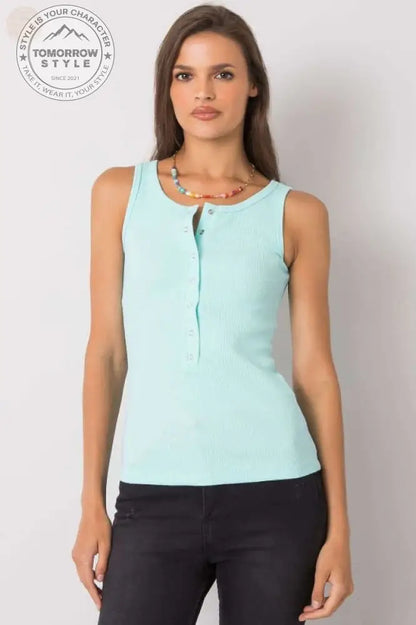 Ungeknöpfte Oberteile: Die perfekte Möglichkeit, deine Garderobe aufzufrischen! - Tomorrow Style