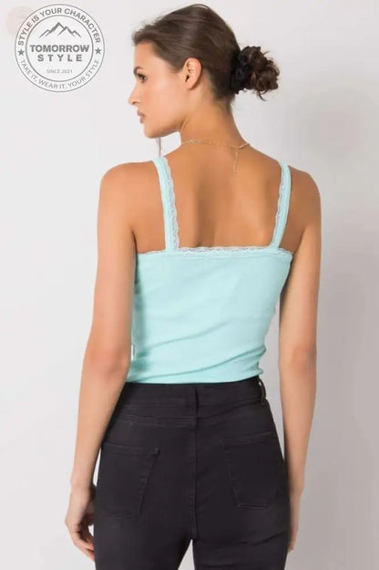 Verführerisches gestreiftes Top: Mode und Komfort! - Tomorrow Style