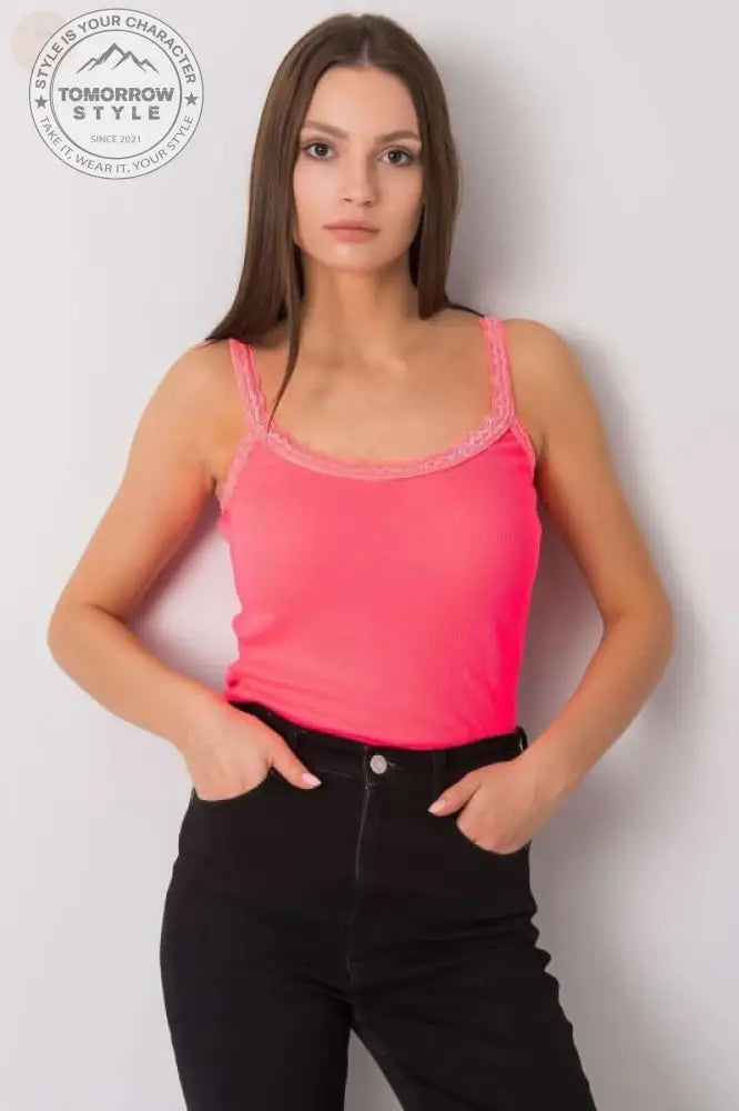 Verführerisches gestreiftes Top: Mode und Komfort! - Tomorrow Style