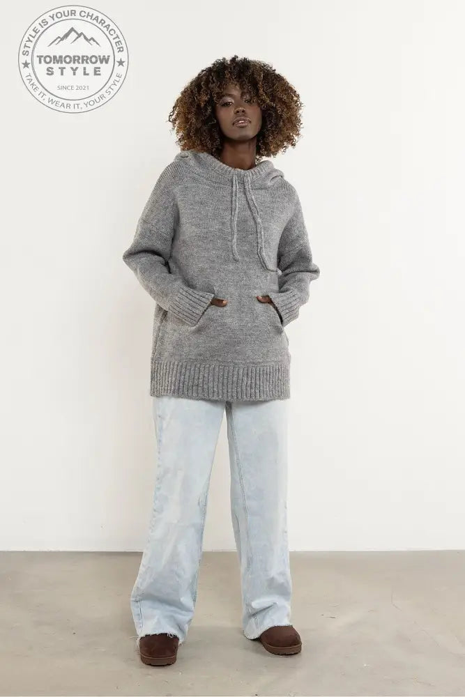 Weicher Oversize Pullover mit Kaputze - Tomorrow Style