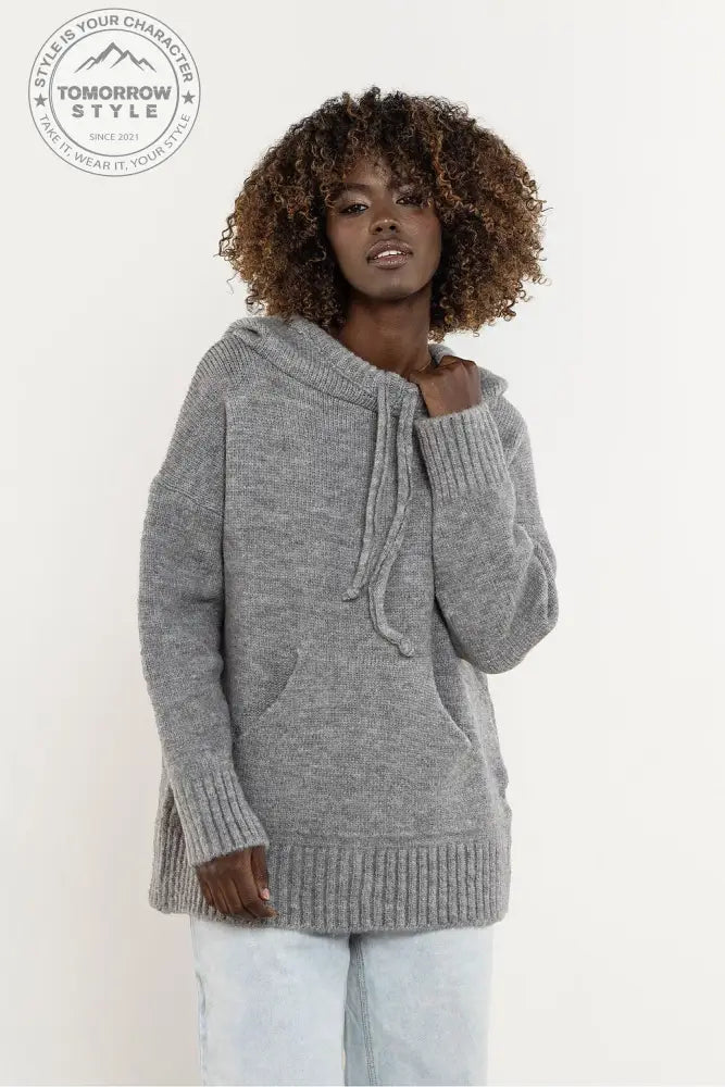Weicher Oversize Pullover mit Kaputze - Tomorrow Style