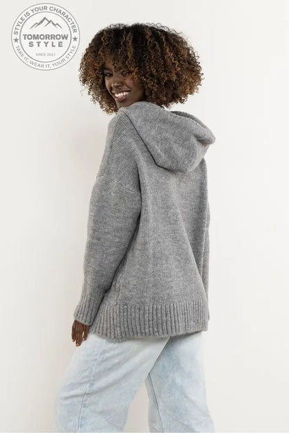Weicher Oversize Pullover mit Kaputze - Tomorrow Style