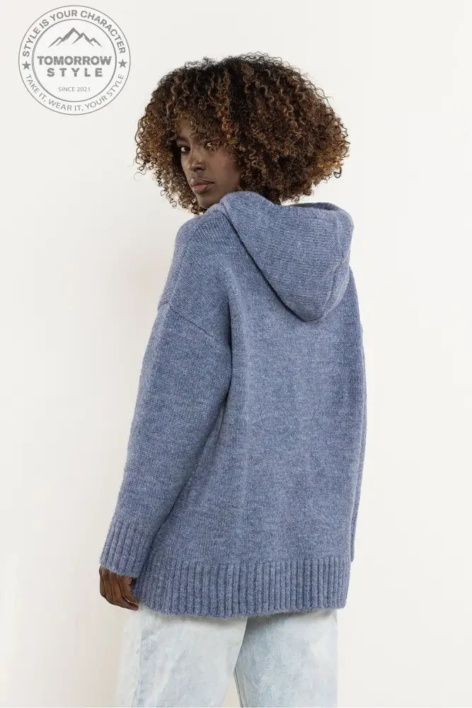 Weicher Oversize Pullover mit Kaputze - Tomorrow Style