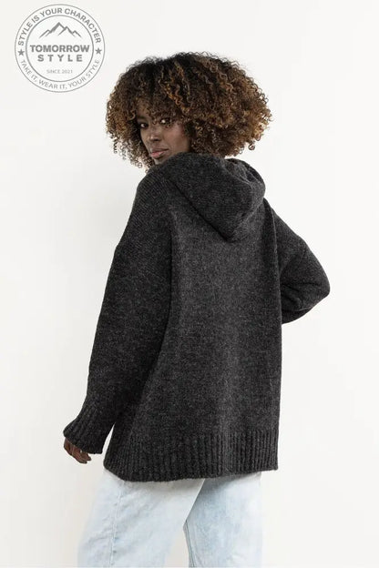 Weicher Oversize Pullover mit Kaputze - Tomorrow Style